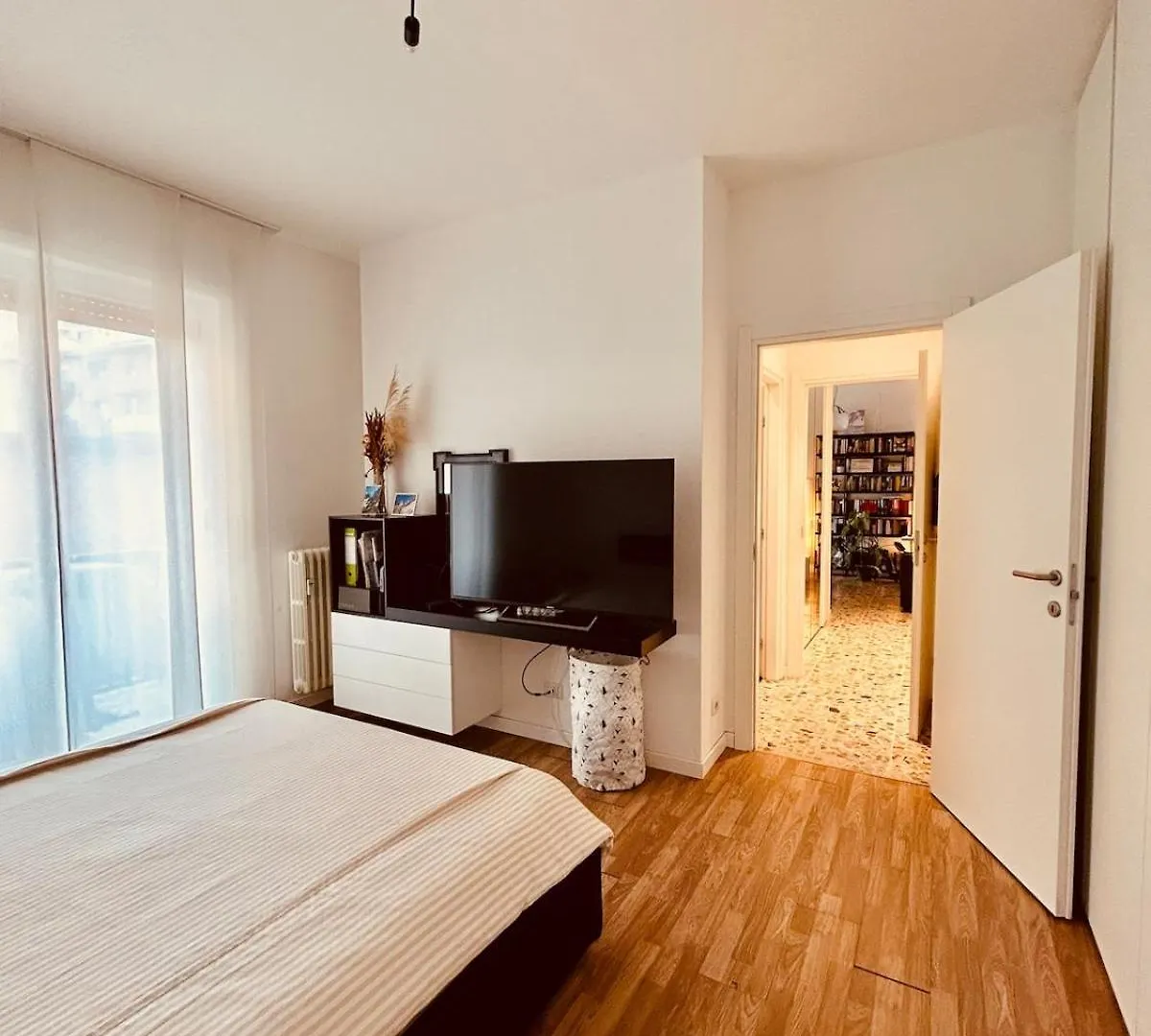 Cozy Apartment In Nw 米兰