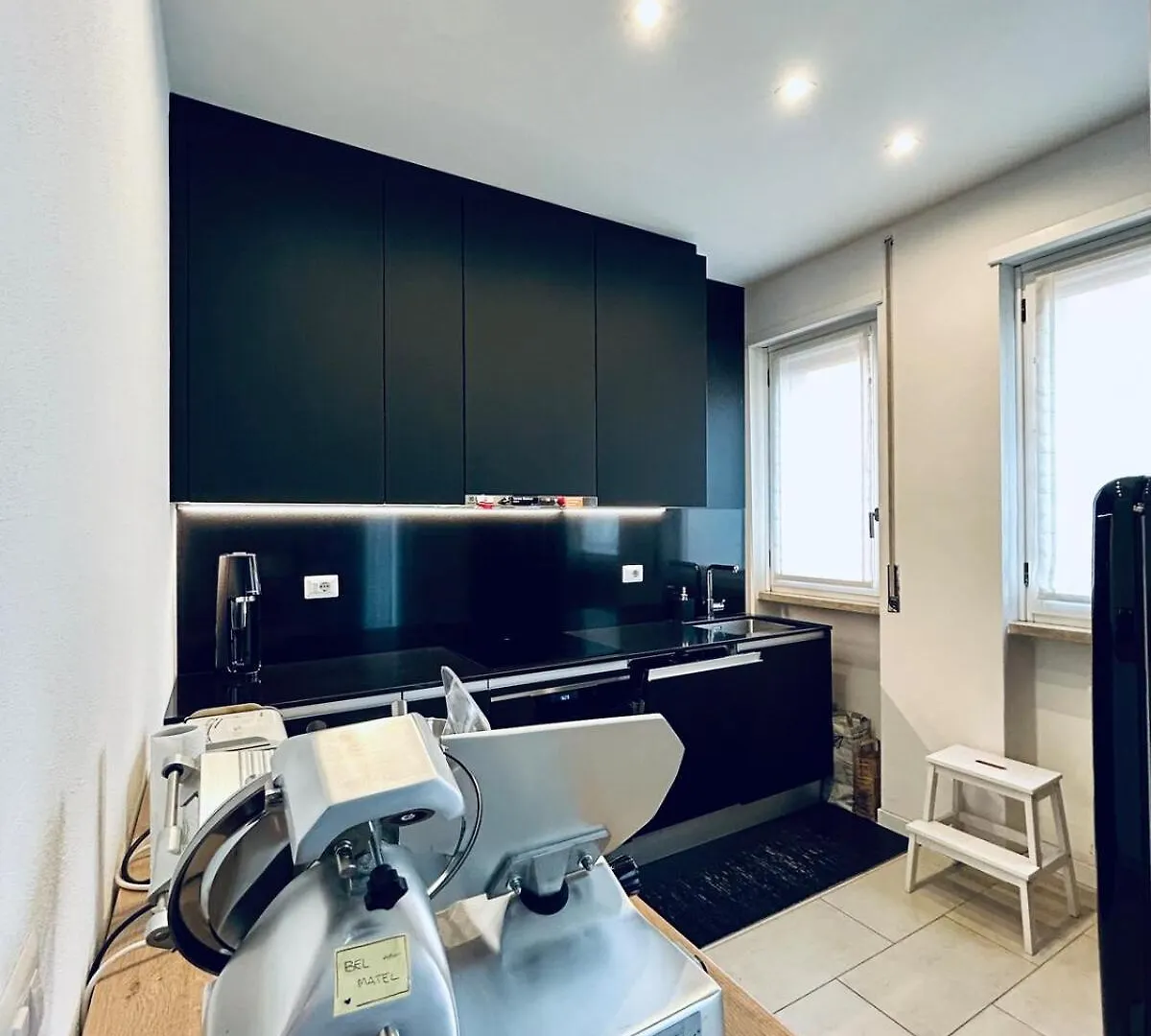 Cozy Apartment In Nw 米兰